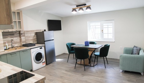 Family Apartment, City View