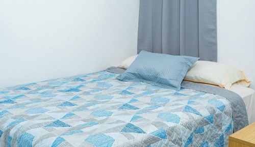 House, 2 Bedrooms, Patio