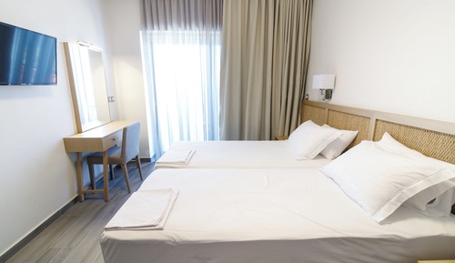 Triple Room, Balcony, Bay View