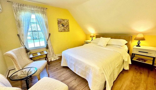 Classic Single Room