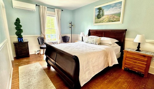 Premier Single Room
