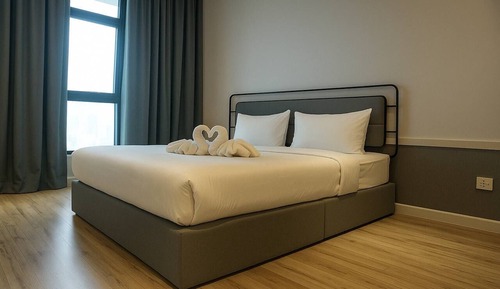 Deluxe Apartment, 2 Bedrooms, Bathtub, City View