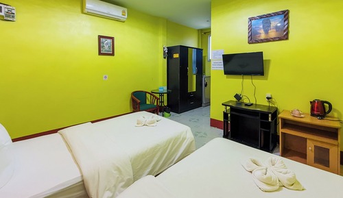 Standard Twin Room