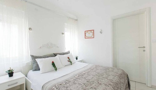 Luxury Apartment, Balcony, Sea View