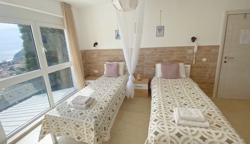 Luxury Room