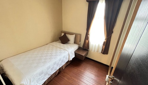 Family Apartment, City View (Family 3 Bedroom)