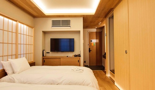 Deluxe Loft