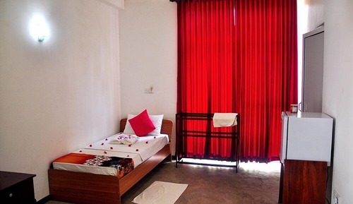 Deluxe Single Room