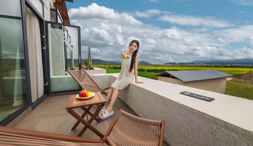 Romantic Double Room, Hill View