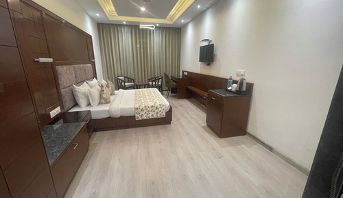 Classic Single Room