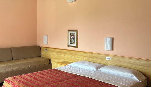 Standard Double or Twin Room, Balcony, Mountain View