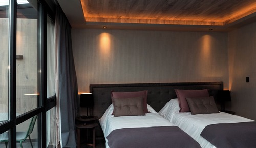 Superior Suite, 1 King Bed with Sofa bed, Courtyard View, Tower