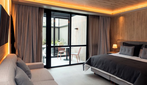 Superior Suite, 1 King Bed with Sofa bed, Garden View, Ground Floor