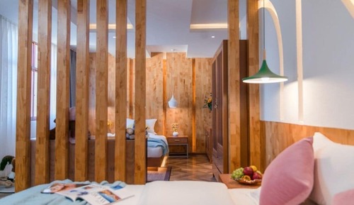 Family Suite, City View