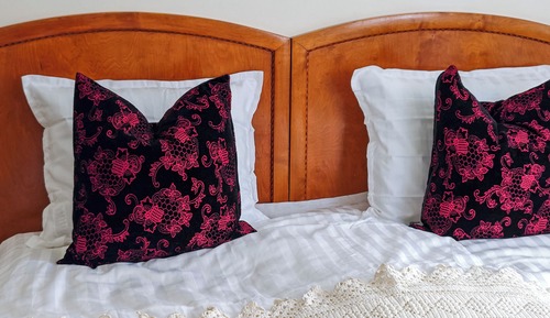 Standard Room, 1 Queen Bed