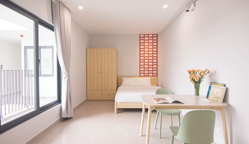 Basic Apartment, Garden View