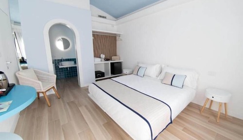 Deluxe Room, Sea View