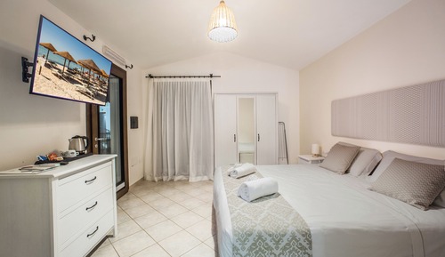 Classic Double or Twin Room, Sea View