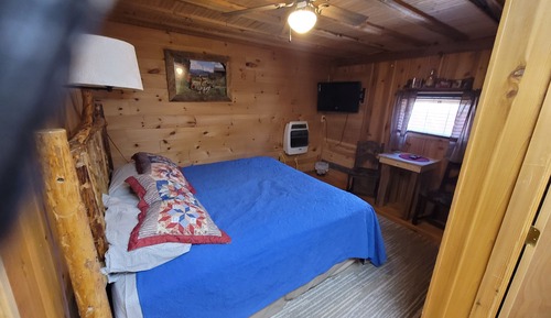 Economy Room