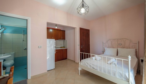 Double Room, Kitchen