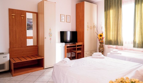 Family Quadruple Room, Non Smoking