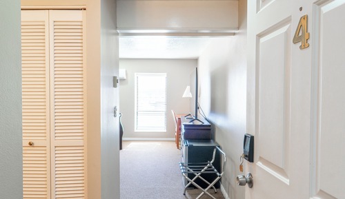 Classic Single Room