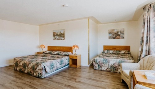 Economy Single Room, Multiple Beds
