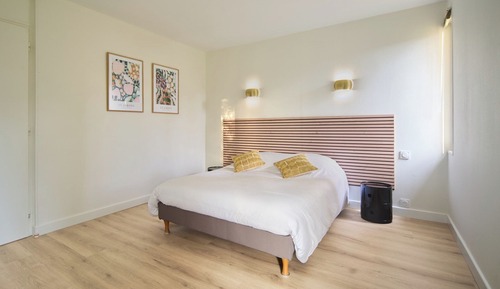 Classic Double Room, Garden View