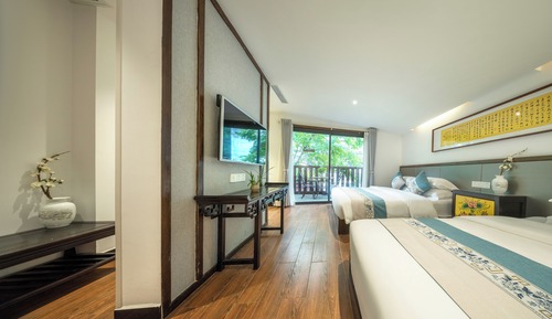 Family Suite, City View
