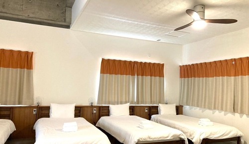 Design Condo, Multiple Beds