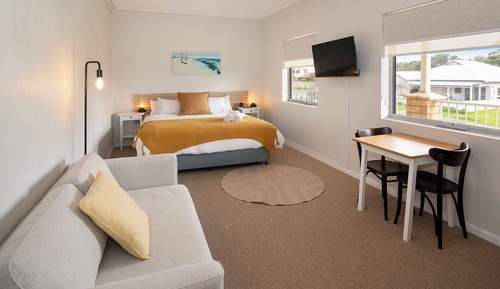 Deluxe Studio Suite, Non Smoking, Garden View