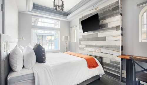 Premium Room