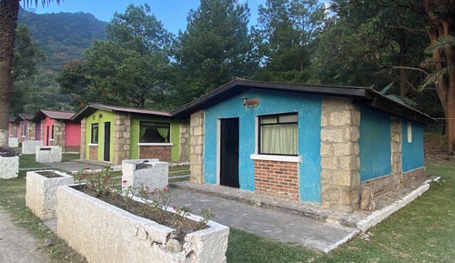 Cottage, Patio, Mountain View