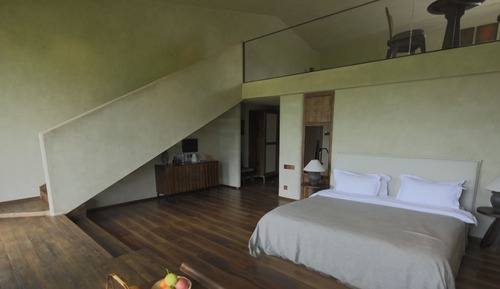 Executive Studio Suite