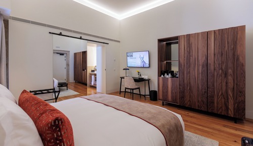 Superior Room, Courtyard View