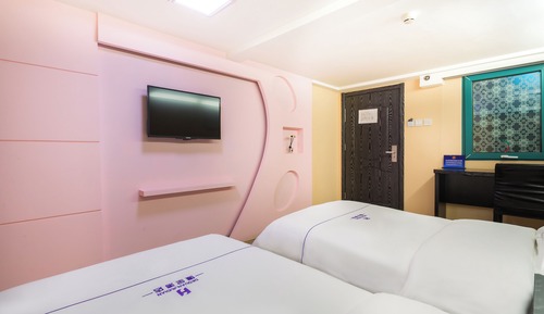 Basic Double Room