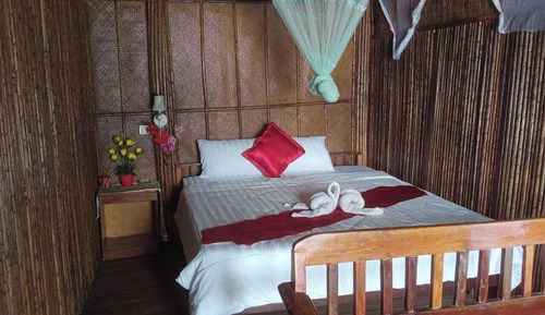 Basic Single Room, Balcony, River View