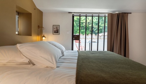 Deluxe Double Room, Garden View