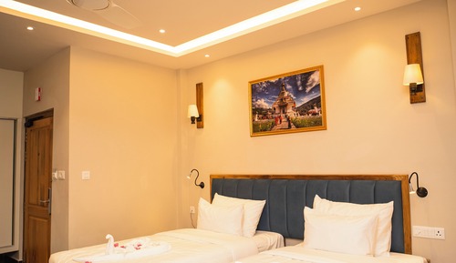 Junior Studio Suite, Balcony, Hill View