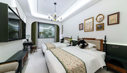 Classic Twin Room, 2 Queen Beds