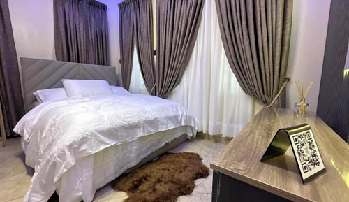 Deluxe Apartment, Balcony, City View