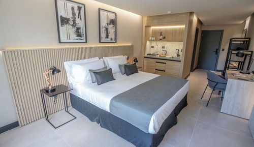 Deluxe Triple Room, Non Smoking, Balcony