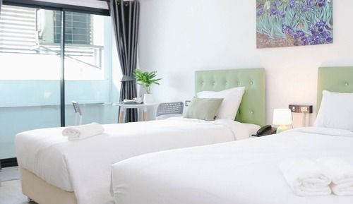 Deluxe Twin Room