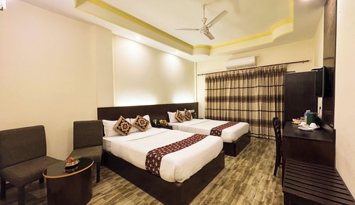 Deluxe Studio Suite