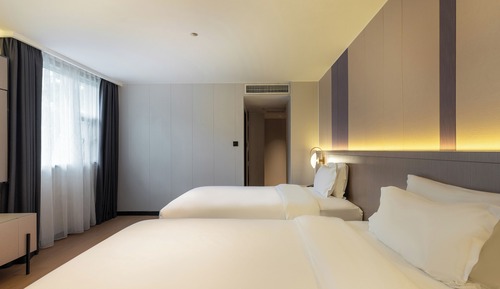 Business Twin Room, City View