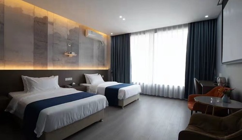 Comfort Triple Room