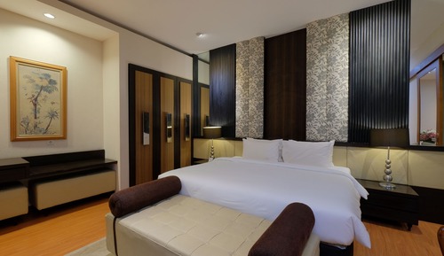 Presidential Room