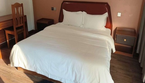 Economy Double Room, Garden View