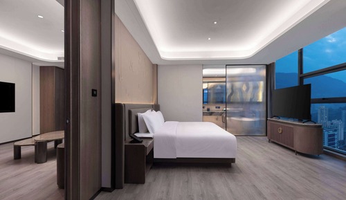 Suite, 1 King Bed (Prestige)