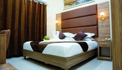 Comfort Twin Room, City View